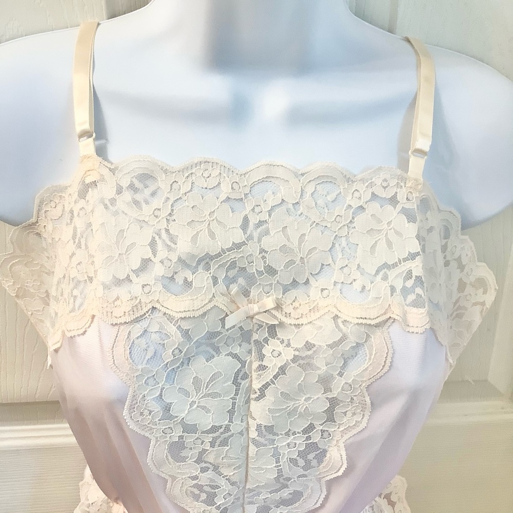 Like-New Vintage JC Penny Pink Satin Lace Teddy Lingerie - S - Picture 5 of 12